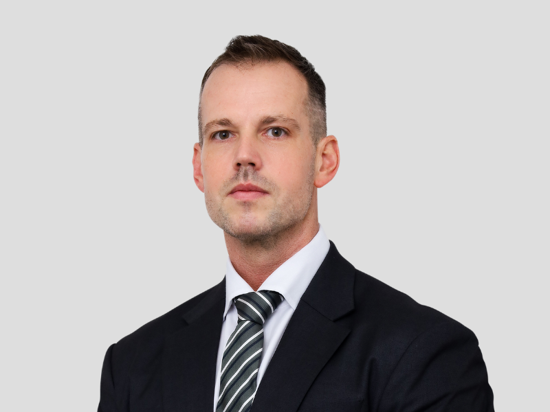 Henno Boshoff Harneys front portrait image on a grey background