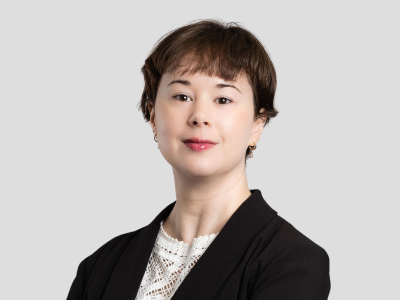 Lydia Carstensen Harneys Legal front portrait image on a grey background